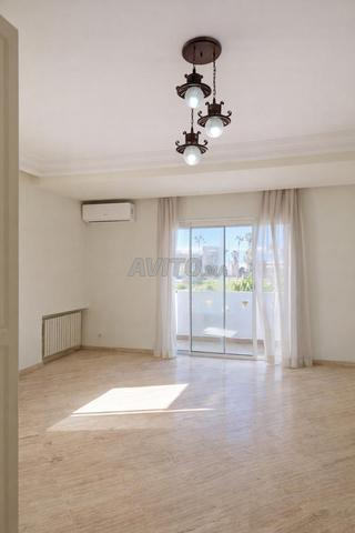فيلا 600 م² للإيجار في الدار البيضاء (عين الداب) — Photo 18