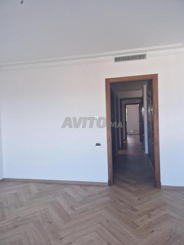 Apartment 240 m² for rent in Casablanca, Aïn Diab — Photo 10