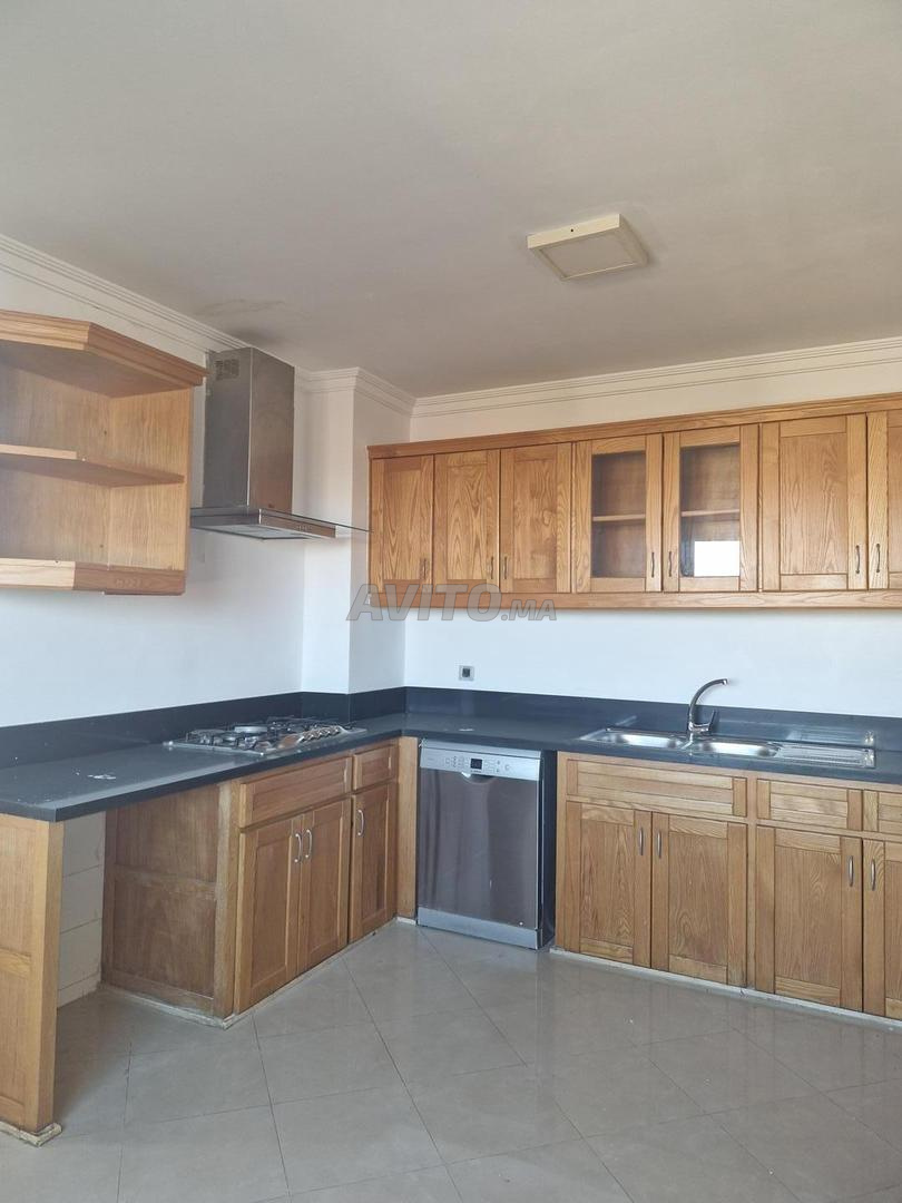 Apartment 240 m² for rent in Casablanca, Aïn Diab — Photo 13