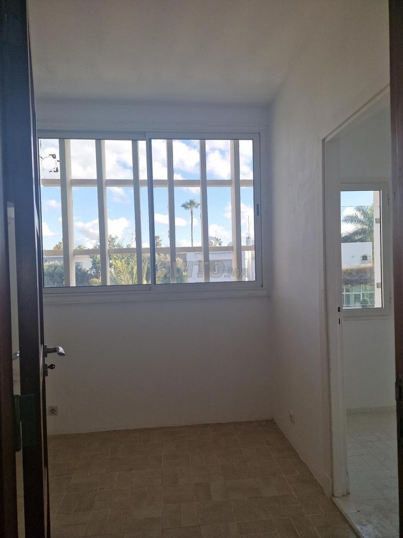 Apartment 240 m² for rent in Casablanca, Aïn Diab — Photo 17