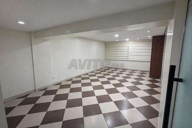 Magasin commercial 154 m² à vendre à Casablanca — Photo 2