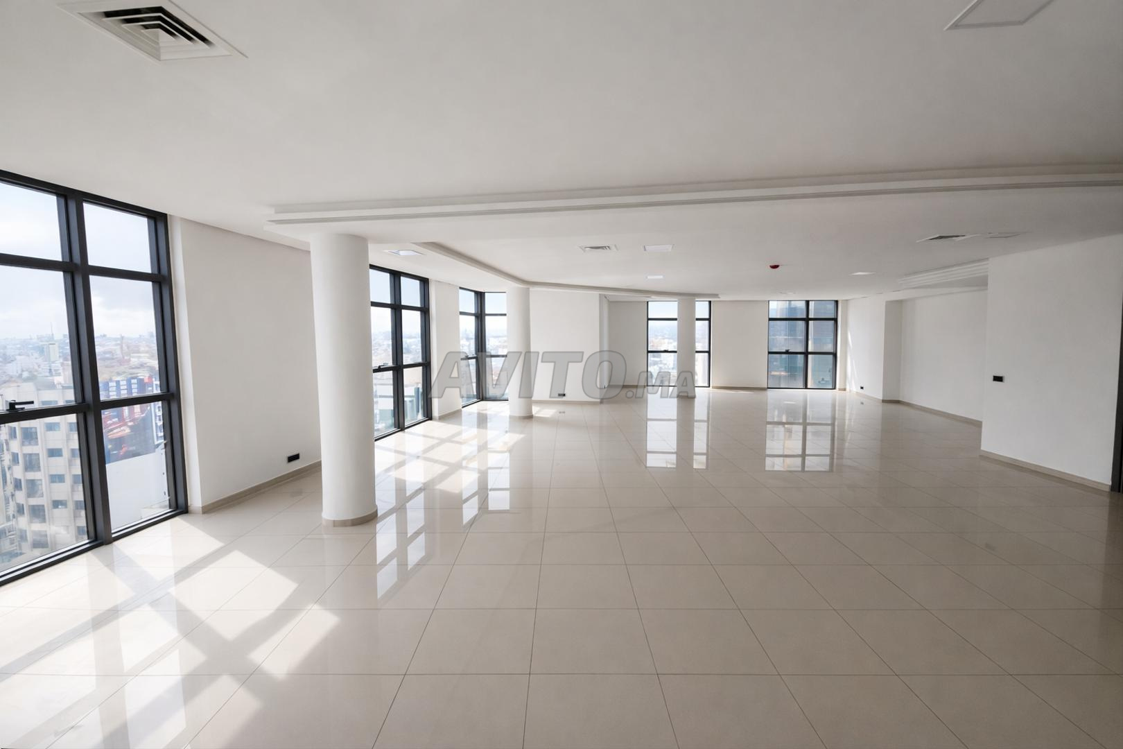 Bureau 137 m² à louer à Casablanca — Photo 4
