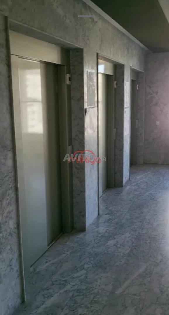 مكتب 364 م² للإيجار في الدار البيضاء — Photo 5