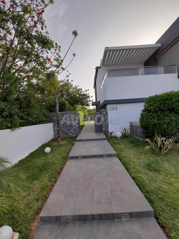 Villa 217 m² à louer à Casablanca — Photo 6