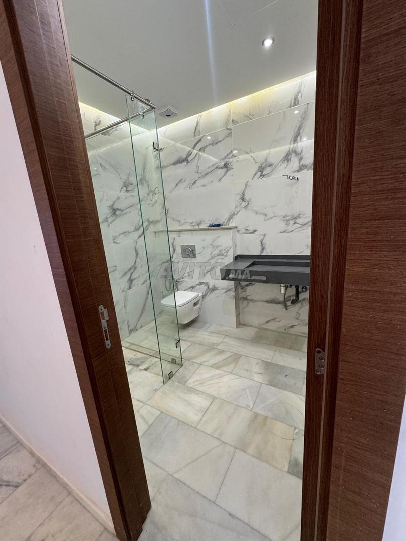Apartment 137 m² for sale in Rabat — Photo 4
