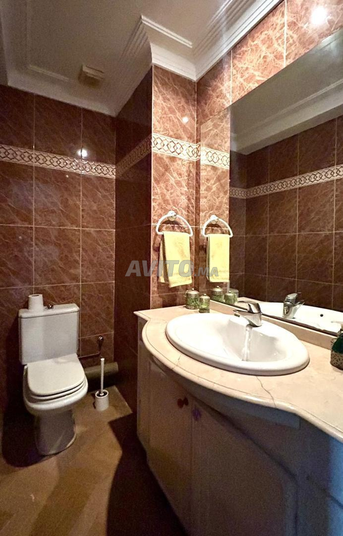 Duplex Apartment 240 m² for Rent in Casablanca (Racine) — Photo 15