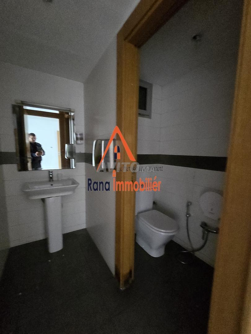 Office space 81 m² for rent in Rabat (Hassan) — Photo 13