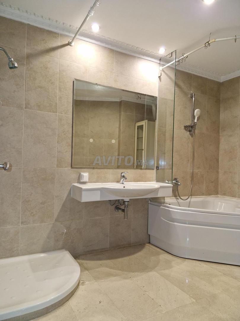 Appartement 229 m² à louer à Casablanca — Photo 12