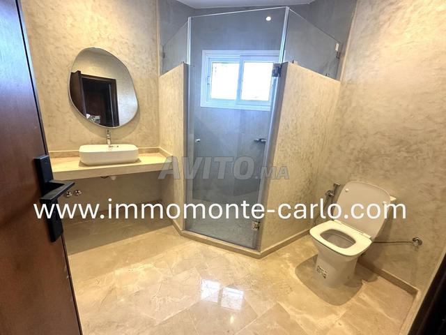 فيلا 560 م² للإيجار في الرباط — Photo 15