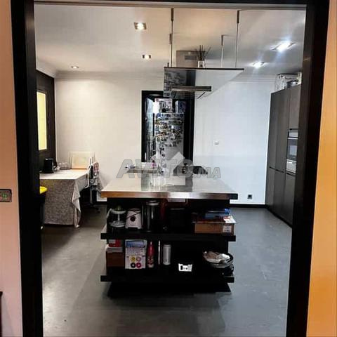Appartement 320 m² à louer à Ain Diab — Photo 8