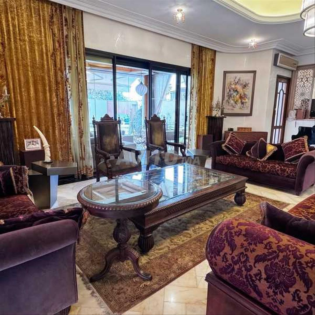 فيلا 1790م² للإيجار في الدار البيضاء كاليفورنيا — Photo 29