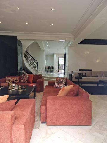 Furnished villa 400 m² for rent in Casablanca, Aïn Diab — Photo 3