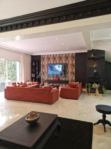 Furnished villa 400 m² for rent in Casablanca, Aïn Diab — Photo 13