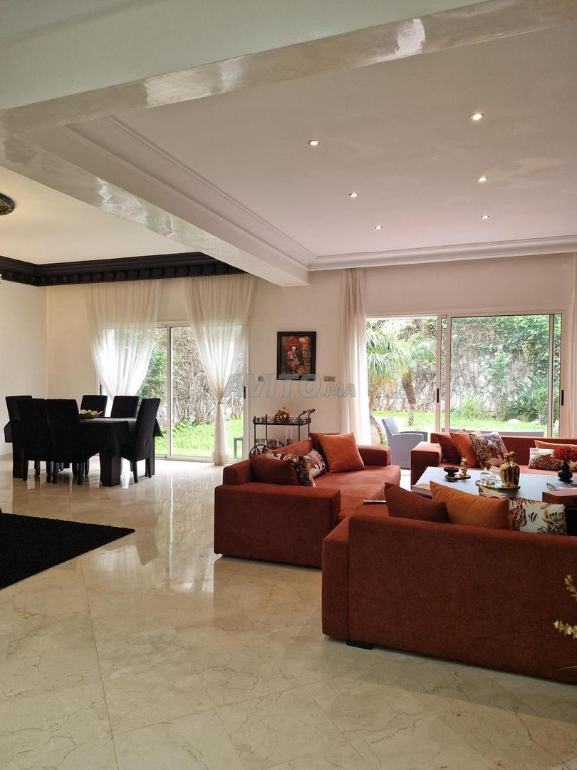 Furnished villa 400 m² for rent in Casablanca, Aïn Diab — Photo 8