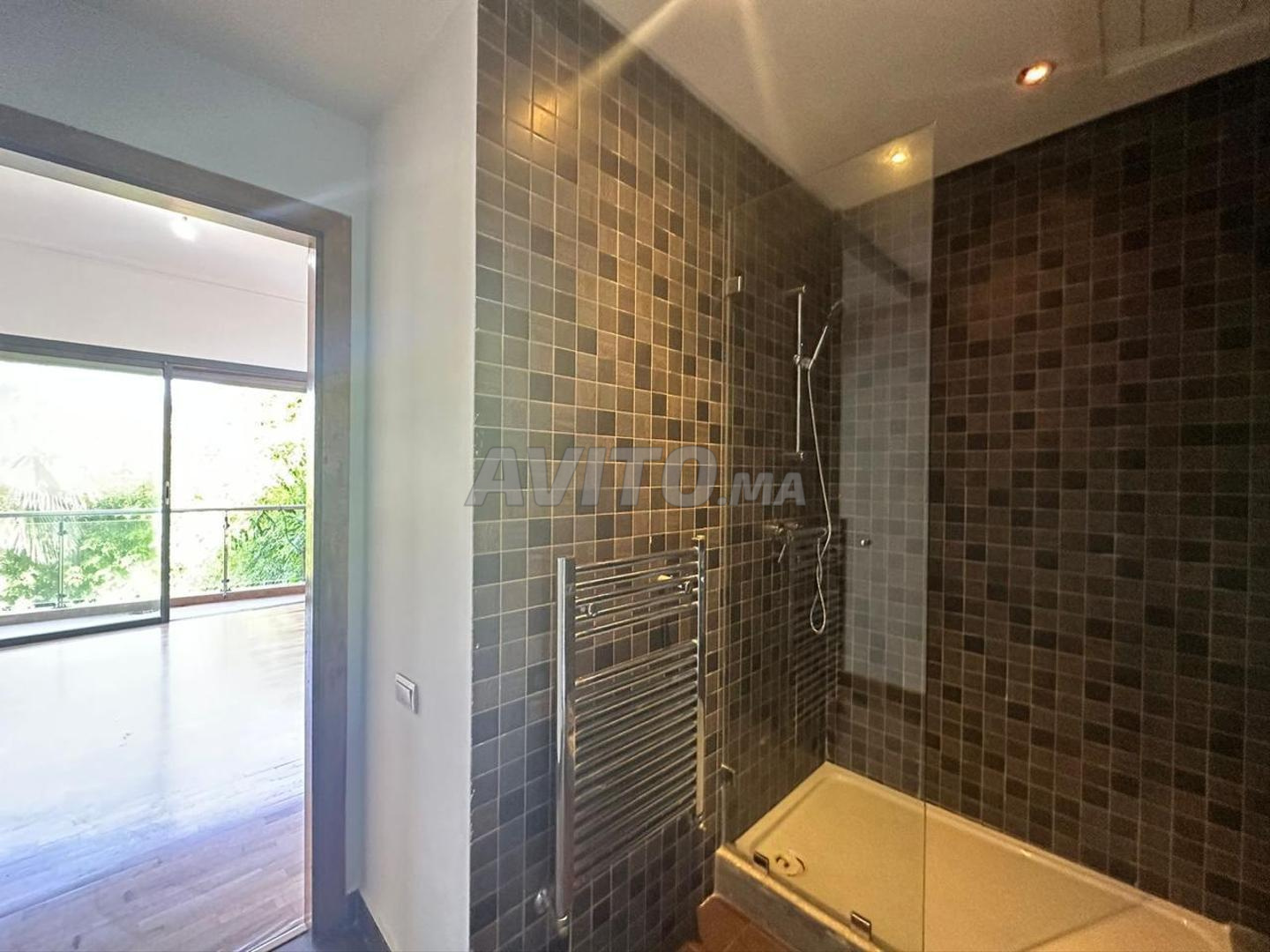 فيلا 667 م² للإيجار في الدار البيضاء (أين دياب) — Photo 29