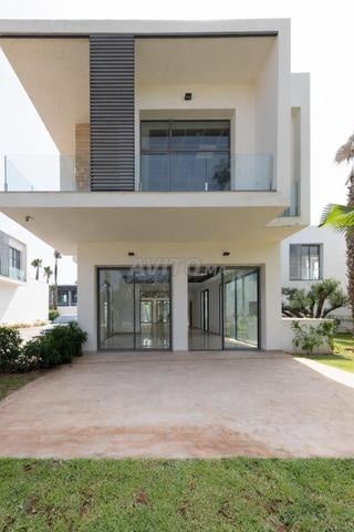 694 m² Office for Rent in Casablanca Anfa — Photo 7
