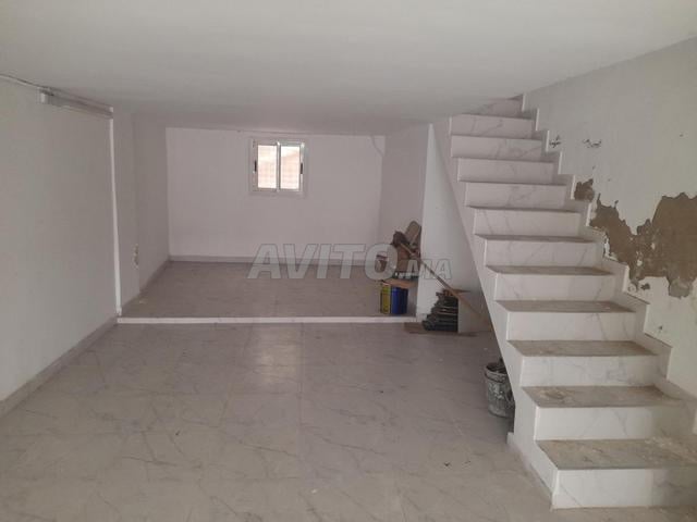 محل تجاري 100م² للإيجار في الدار البيضاء — Photo 2