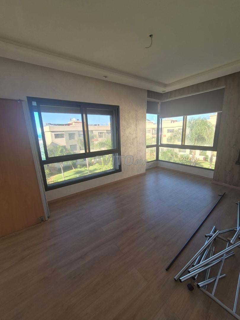 Appartement 137 m² à louer à Témara — Photo 4
