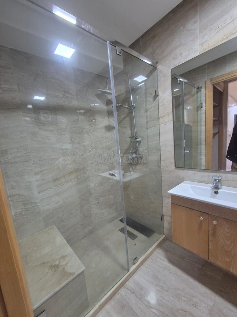 Appartement 137 m² à louer à Témara — Photo 6