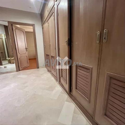 Apartment 210 m² for Rent in Casablanca (Hôpitaux) — Photo 7