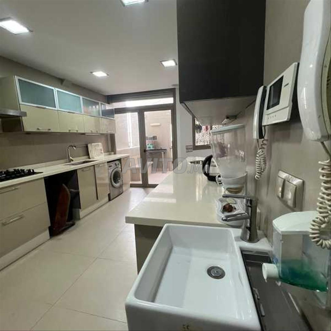 Apartment 210 m² for Rent in Casablanca (Hôpitaux) — Photo 18