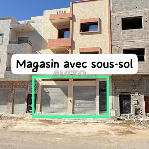 Magasin avec sous-sol