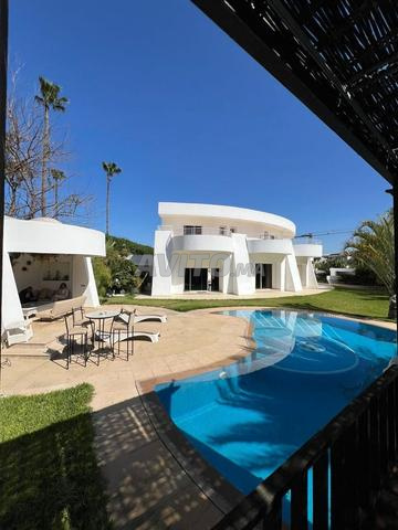 1700m² Villa for Rent in Rabat (Souissi) — Photo 2