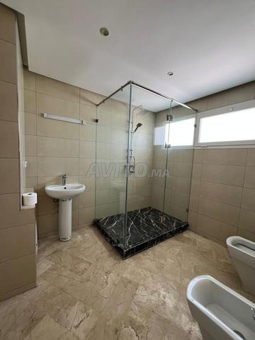 1700m² Villa for Rent in Rabat (Souissi) — Photo 21