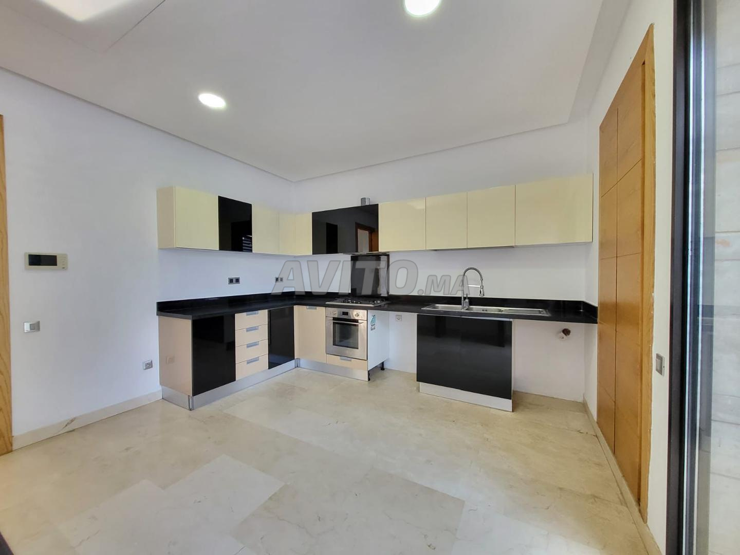 Villa 620 m² for rent in Ville Verte, Bouskoura — Photo 12