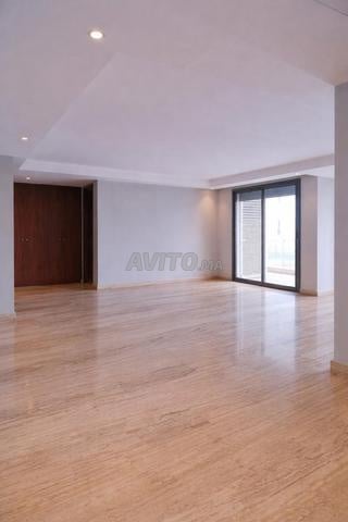 Apartment 180 m² for rent in Casablanca (Anfa Boulevard) — Photo 6