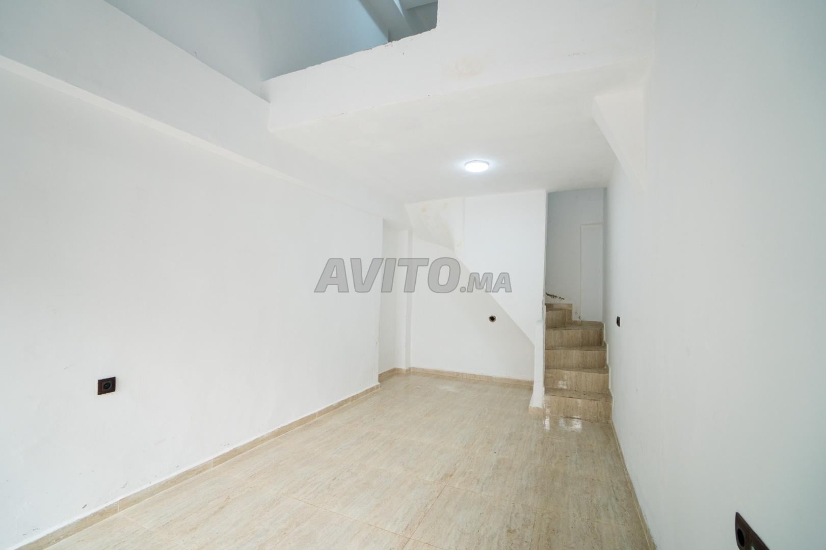 Commercial space 32 m² for sale in Bouskoura (Casablanca) — Photo 3