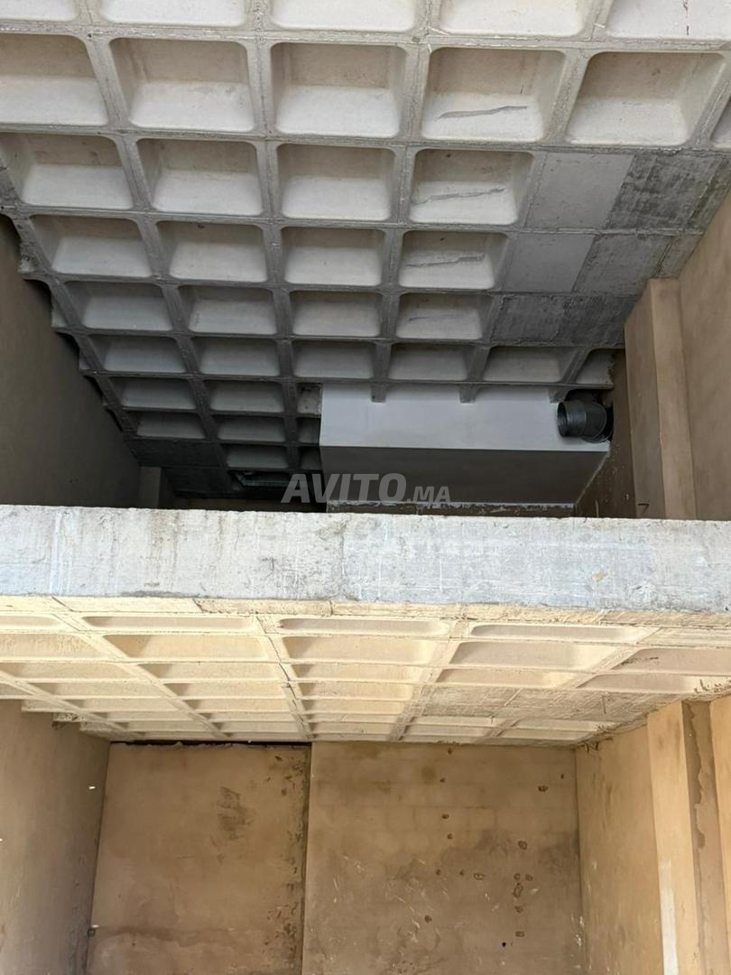 محل تجاري 80 متر مربع للإيجار في الدار البيضاء — Photo 8