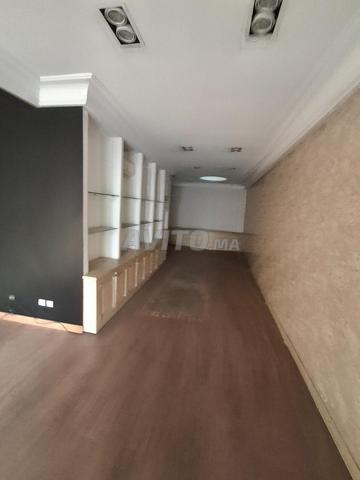 Commercial property 111 m² for rent in Casablanca — Photo 19