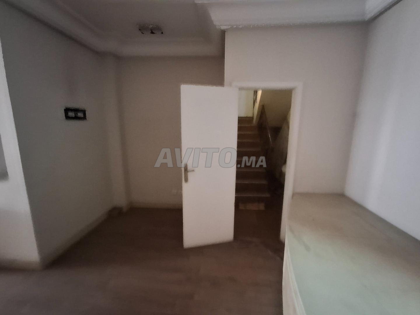 Commercial property 111 m² for rent in Casablanca — Photo 3