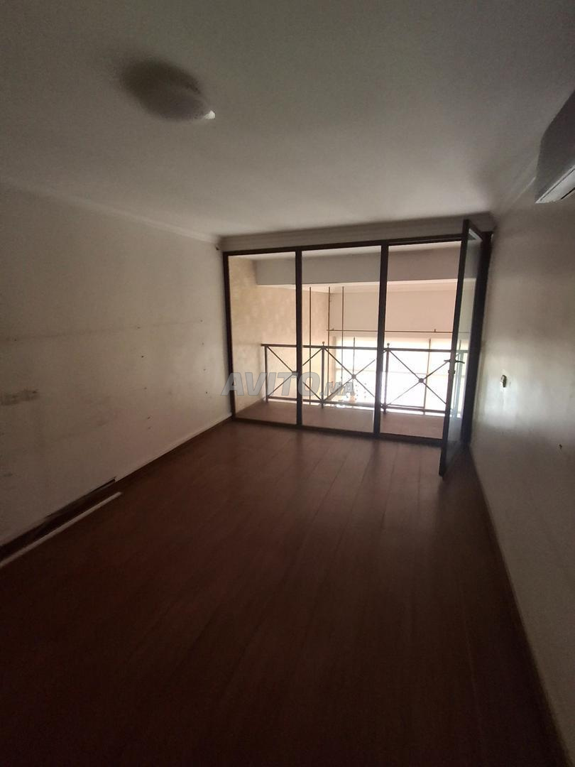 Commercial property 111 m² for rent in Casablanca — Photo 11