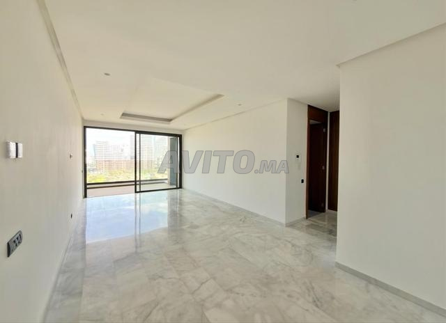 Appartement 150 m² à louer à الدار البيضاء — Photo 3