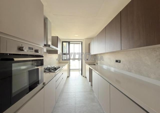 Appartement 150 m² à louer à الدار البيضاء — Photo 7