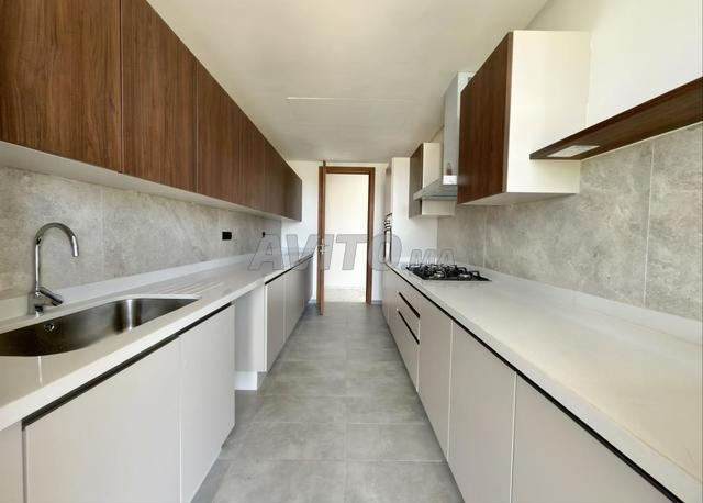 Appartement 150 m² à louer à الدار البيضاء — Photo 9