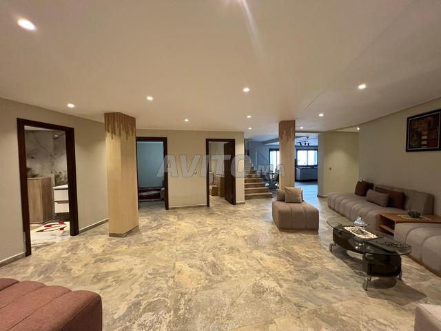 Villa 1700 m² for Sale in Rabat – Souissi — Photo 3