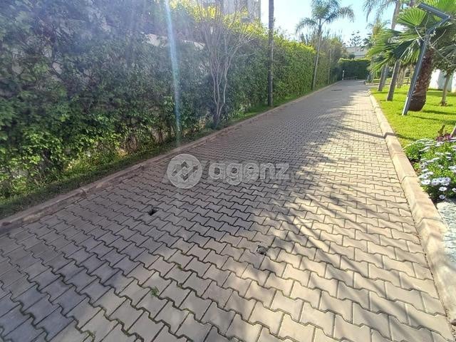 شقة 222 متر² للبيع في الدار البيضاء - مندارونا — Photo 12