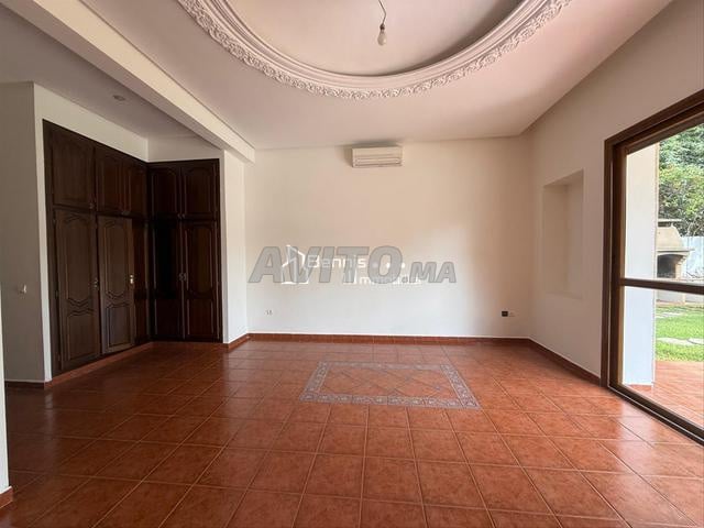 Villa 2000 m² à louer à Rabat Souissi — Photo 16
