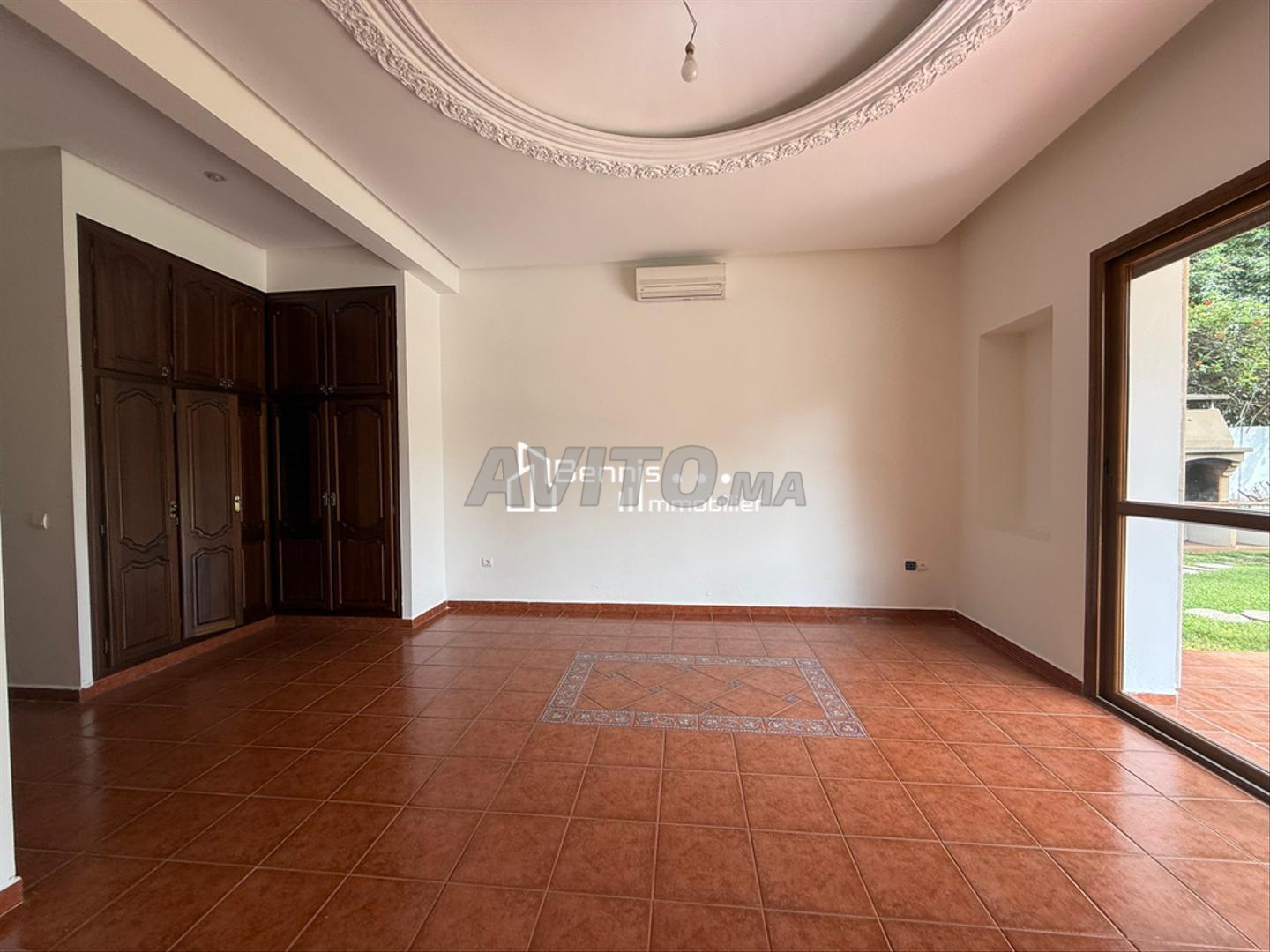 Villa 2000 m² à louer à Rabat Souissi — Photo 15