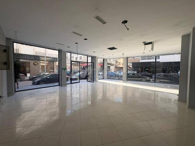 محل تجاري 214 متر مربع للبيع في الدار البيضاء — Photo 4