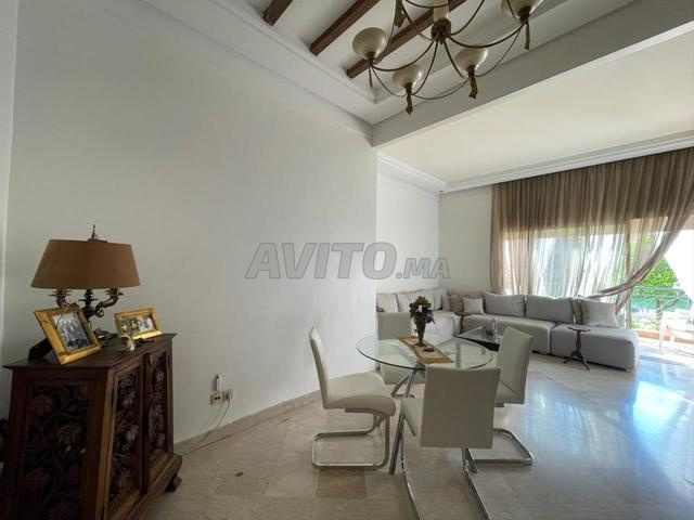 Apartment 107 m² for sale in Marrakech, pool view — Photo 9