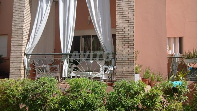 Apartment 107 m² for sale in Marrakech, pool view — Photo 11