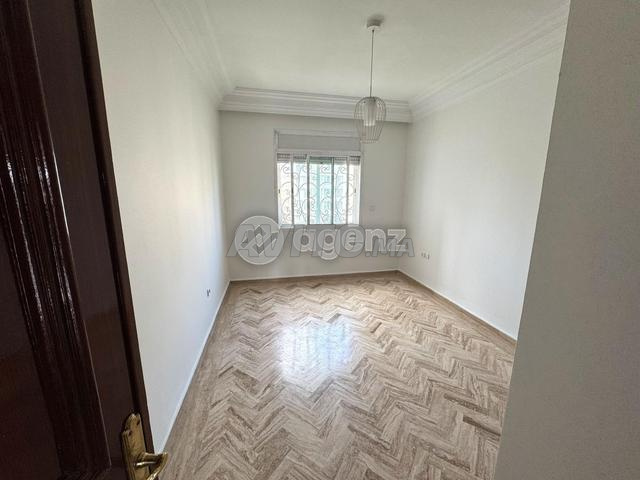 Appartement 196 m² à louer à Casablanca (2 Mars) — Photo 10