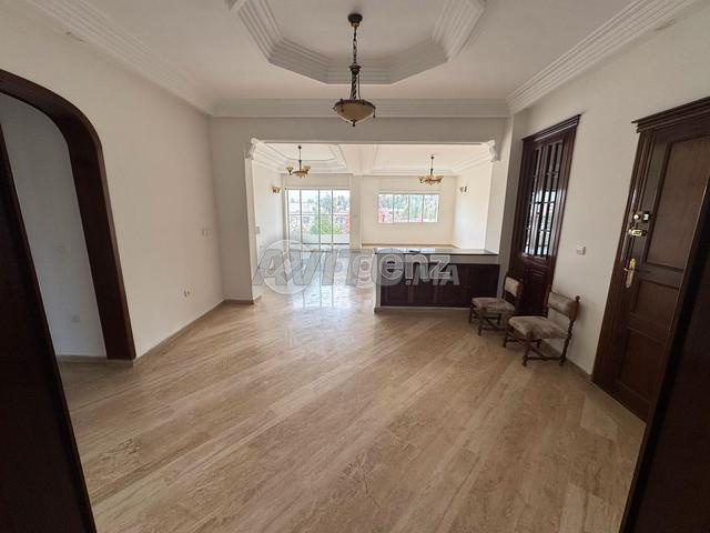 Appartement 196 m² à louer à Casablanca (2 Mars) — Photo 24