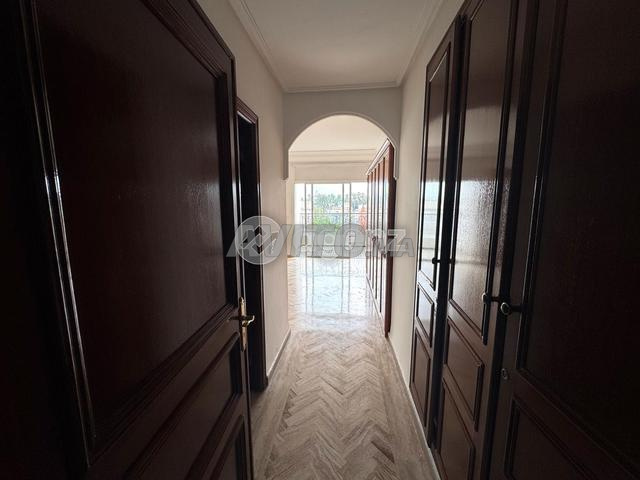 Appartement 196 m² à louer à Casablanca (2 Mars) — Photo 36