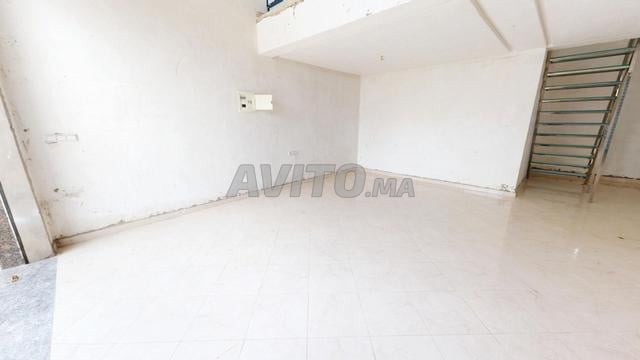 Local commercial 112 m² à vendre à Tanger, Ahlan — Photo 2
