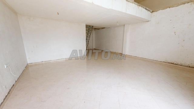 Local commercial 112 m² à vendre à Tanger, Ahlan — Photo 4